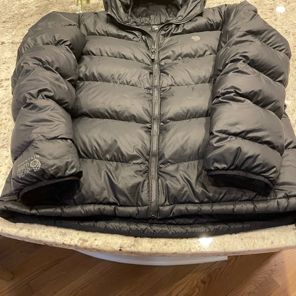 MOUNTAIN HARDWEAR DOWN JACKET MENS XXL PTP27 BLACK EUC HOOD HEM 32 NICE THICK